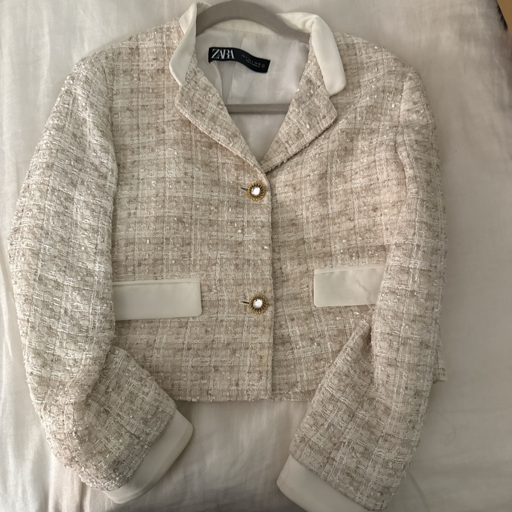Zara Cream Tweed Pearl-Button Cropped Blazer